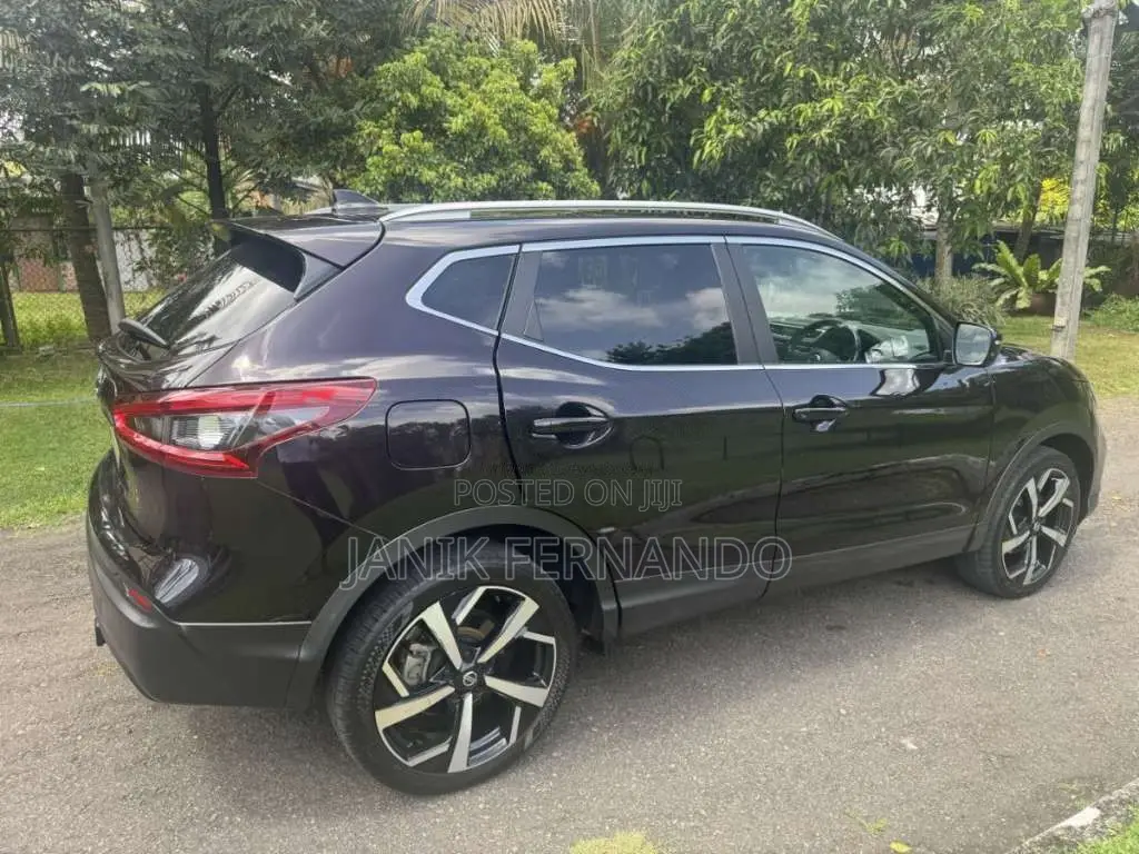 Nissan Qashqai 2019 SUV (Used)