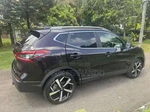 Nissan Qashqai 2019 SUV (Used)