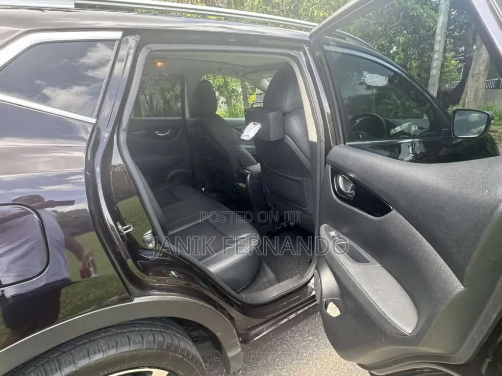 Nissan Qashqai 2019 SUV (Used)