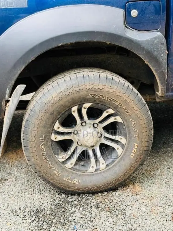 Nissan D22 2003 Pickup (Used)