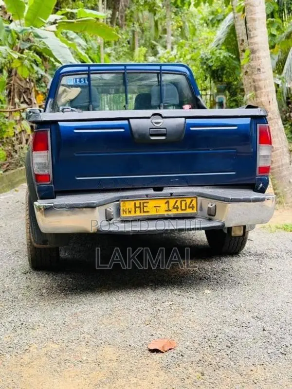 Nissan D22 2003 Pickup (Used)