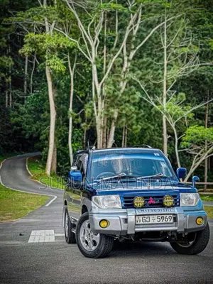Mitsubishi Pajero Io 1999 SUV (Used)