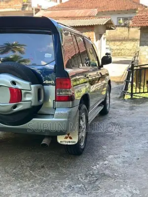Mitsubishi Pajero Io 1999 SUV (Used)