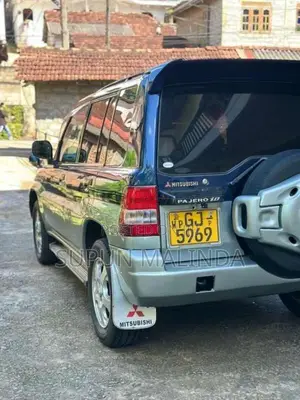 Mitsubishi Pajero Io 1999 SUV (Used)