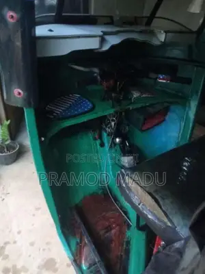 Bajaj 2 stroke 2000 Three Wheel (Used)