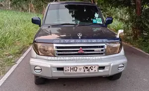 Mitsubishi Pajero Io 2000 SUV (Used)
