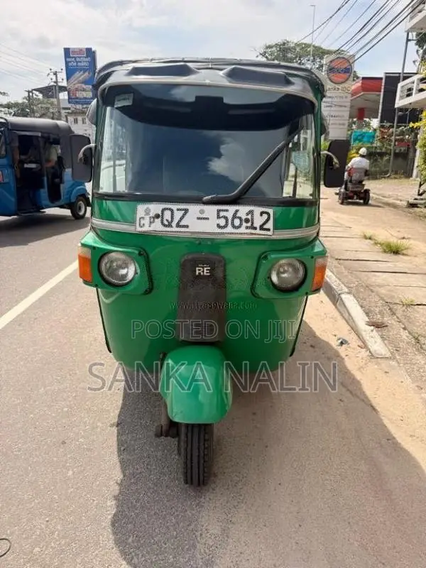 Bajaj 4 Stroke 2010 Three Wheel (Used)
