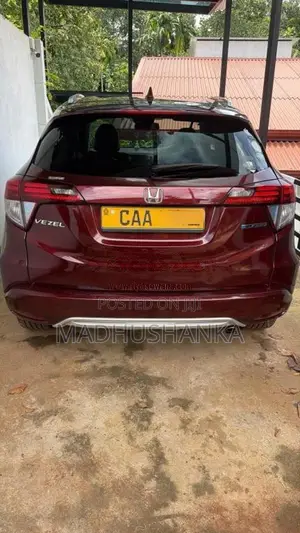 Honda Vezel 2014 SUV (Used)