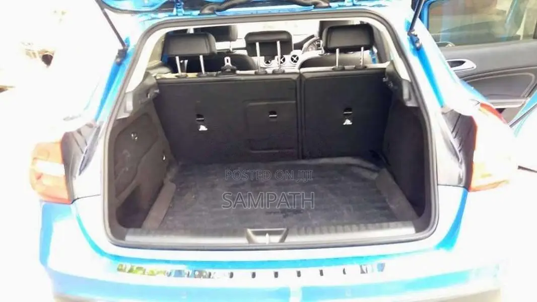 Mercedes-Benz GLA200 2017 SUV (Used)