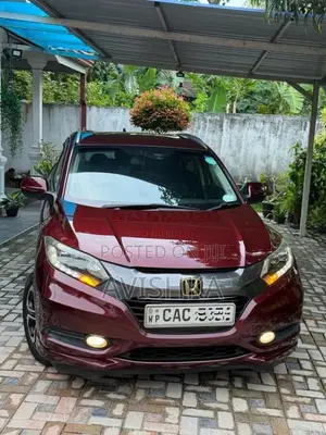 Honda Vezel 2014 SUV (Used)