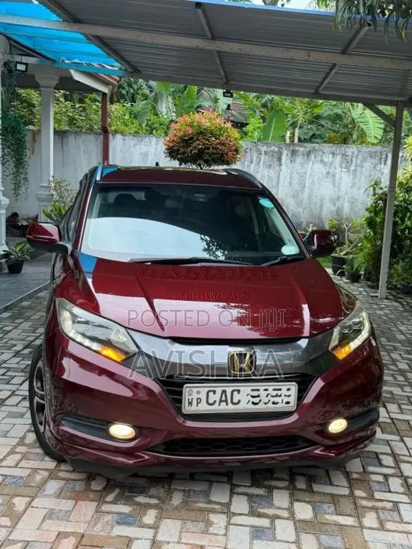 Honda Vezel 2014 SUV (Used)