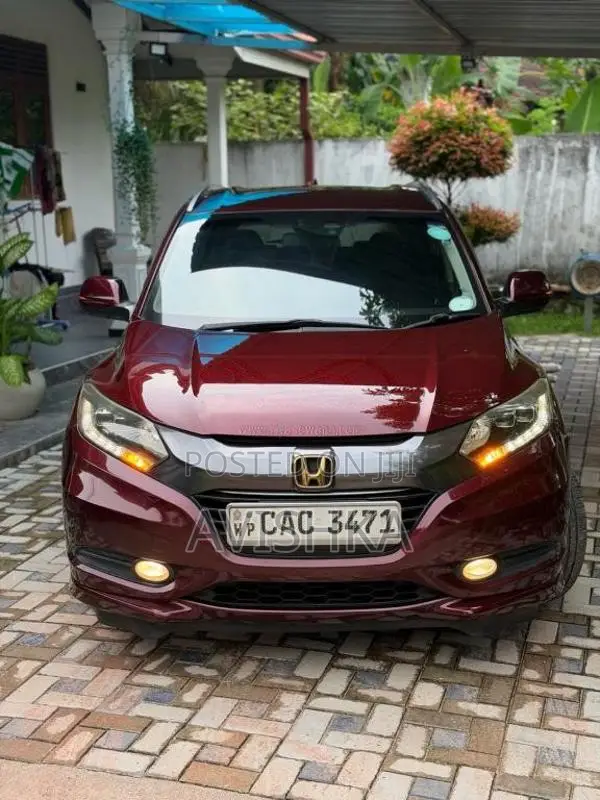 Honda Vezel 2014 SUV (Used)