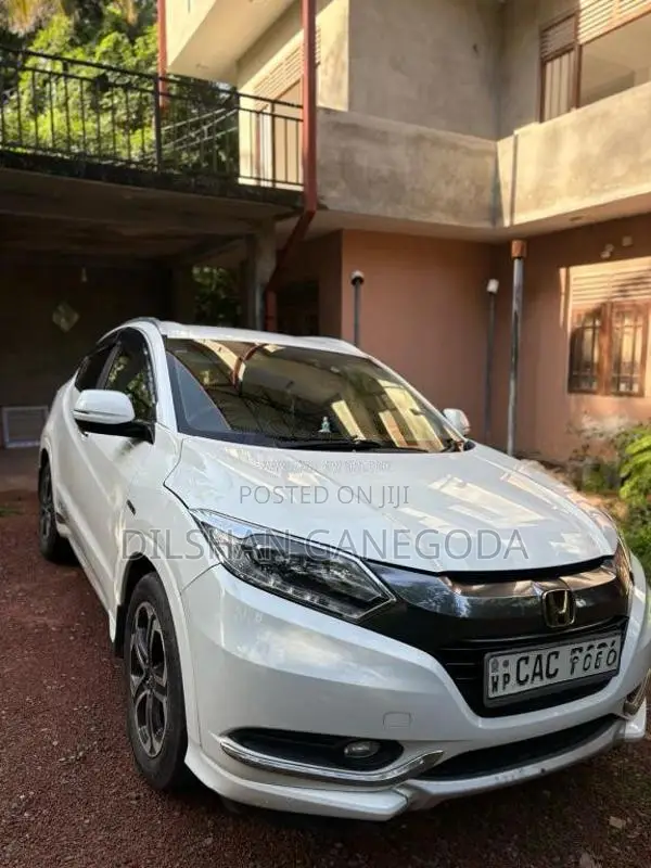 Honda Vezel 2014 SUV (Used)