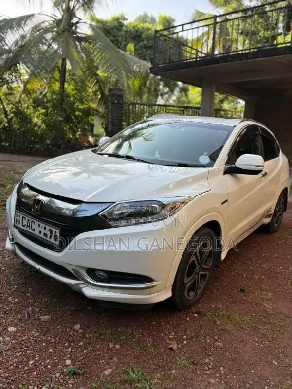 Honda Vezel 2014 SUV (Used)