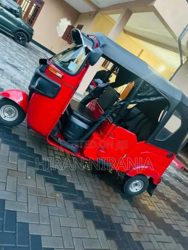 Bajaj RE 4 Stroke 2025 Three Wheel (Used)