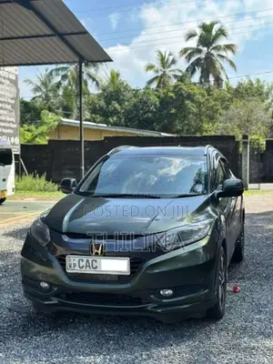 Honda Vezel 2014 SUV (Used)