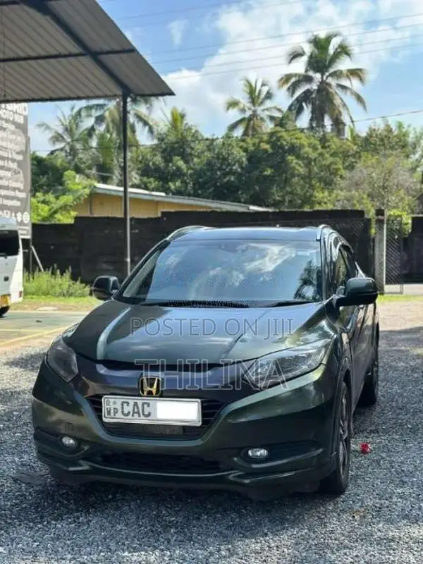 Honda Vezel 2014 SUV (Used)
