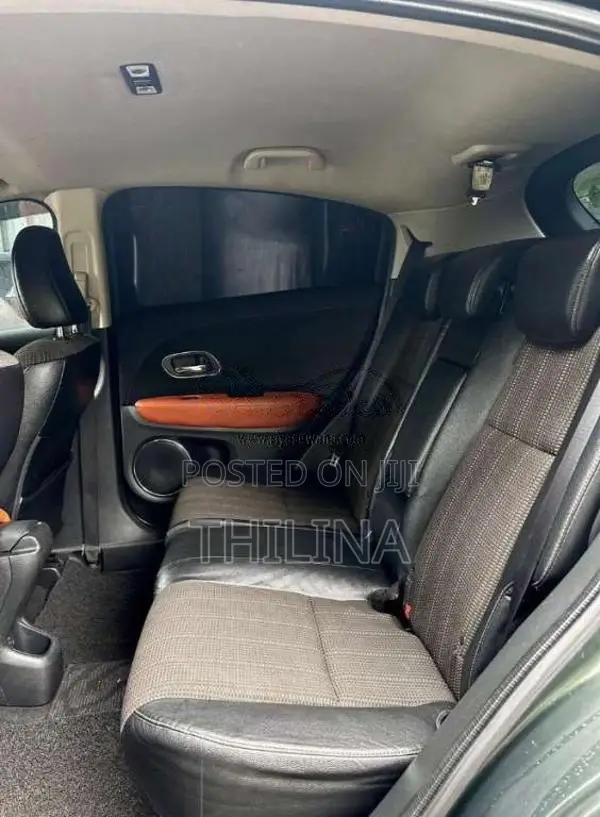 Honda Vezel 2014 SUV (Used)