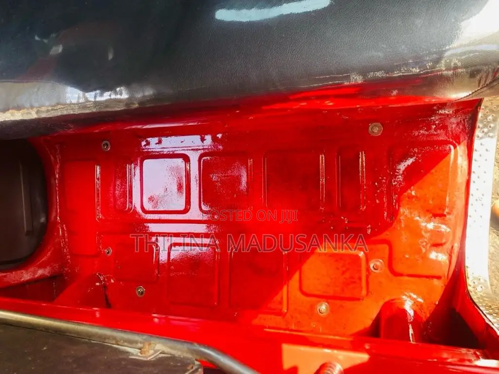 Bajaj 4 stroke 2007 Three Wheel (Used)
