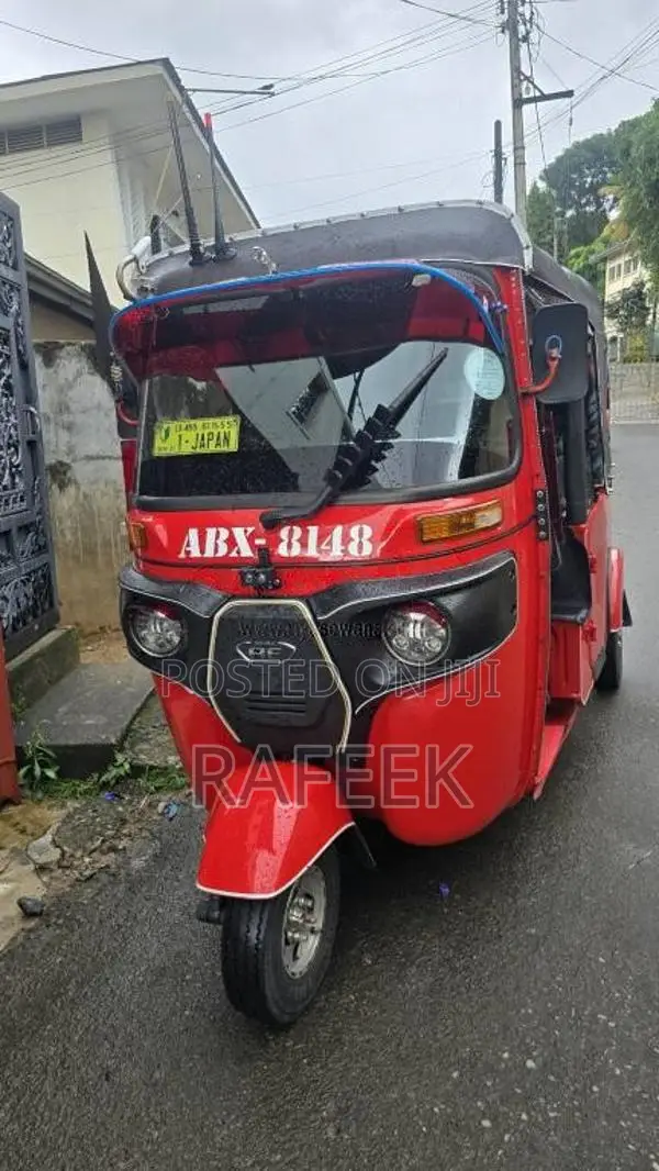 Bajaj RE 2026 Three Wheel (Used)