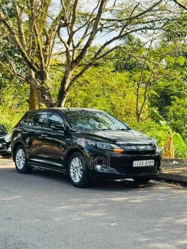 Toyota Harrier 2014 SUV (Used)