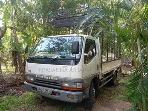 Mitsubishi 14.5 2002 Lorry (Used)
