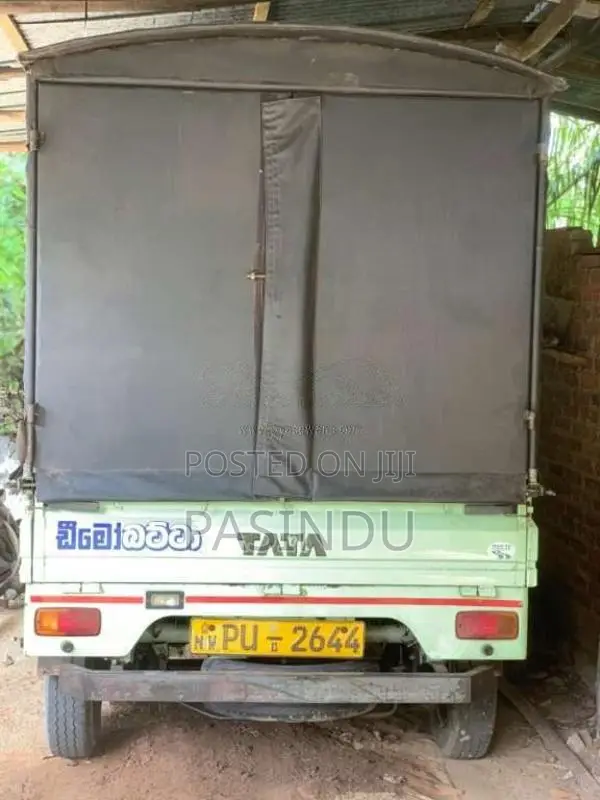 Tata Dimo Batta 2012 Lorry (Used)