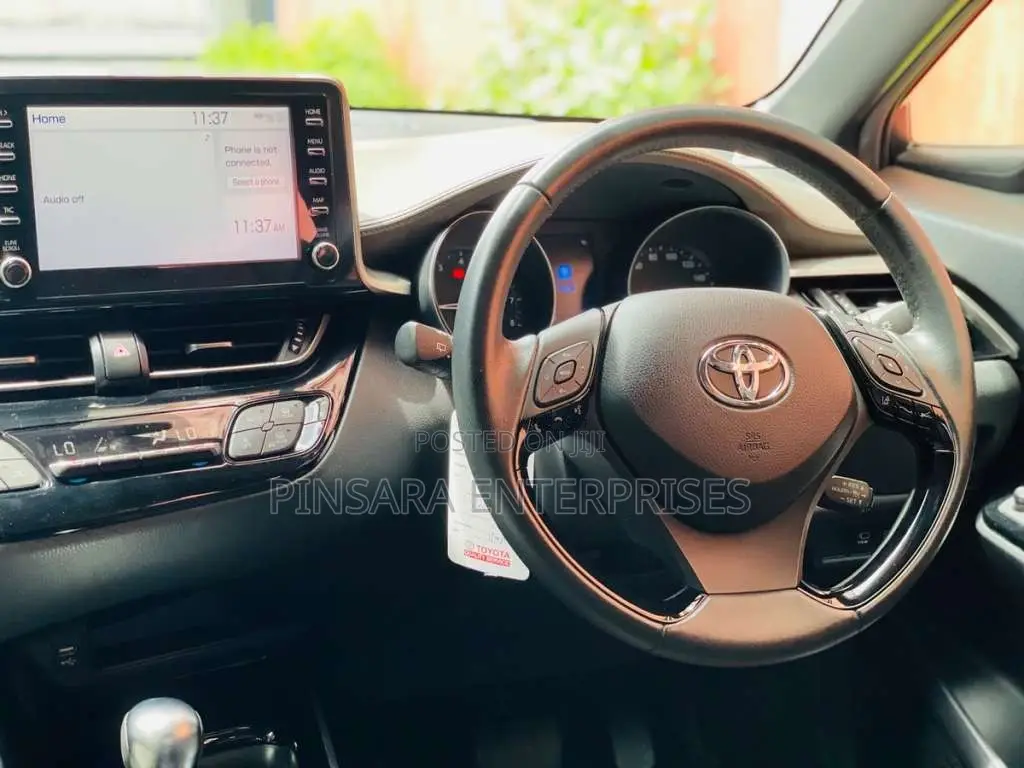Toyota CHR NGX EAGLE EYE 2020 SUV (Used)
