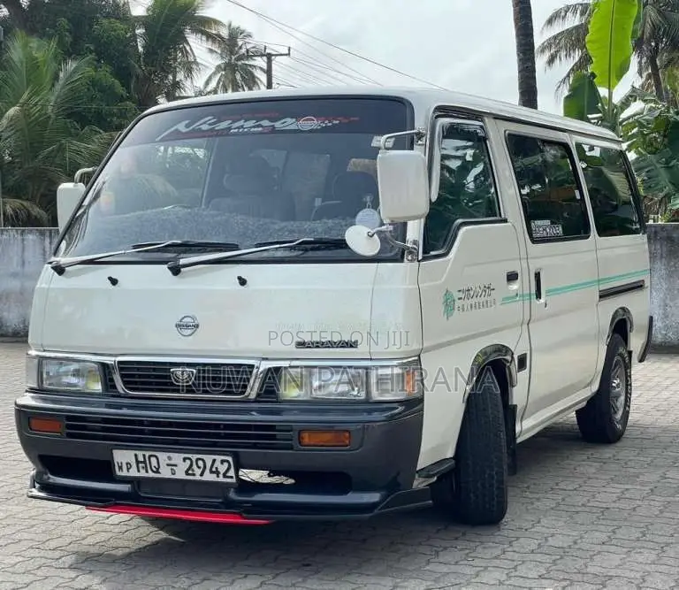 Nissan Caravan 1999 Van (Used)