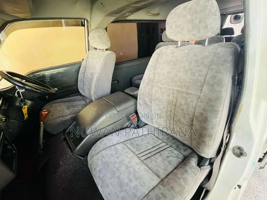 Nissan Caravan 1999 Van (Used)
