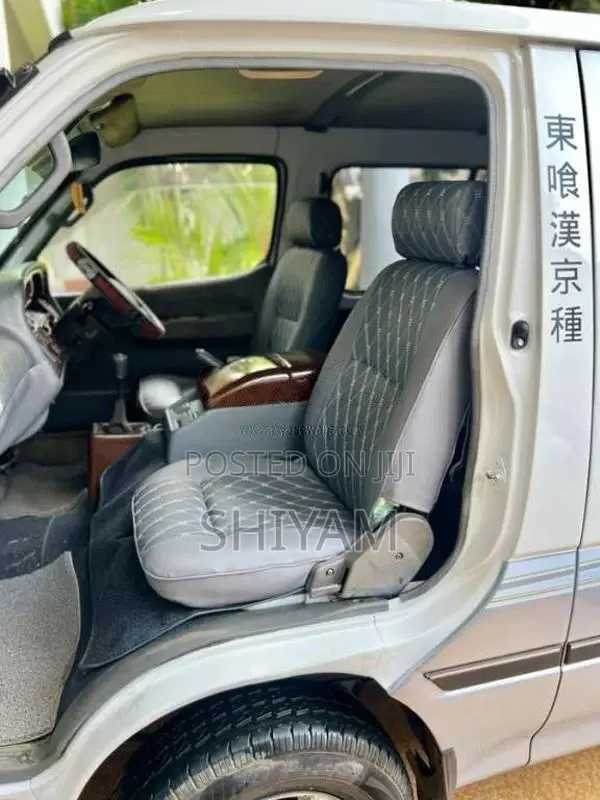 Toyota HIACE 1992 Van (Used)