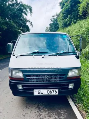 Toyota HIACE 1996 Van (Used)