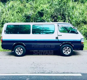 Toyota HIACE 1996 Van (Used)