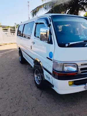 Toyota HIACE 1996 Van (Used)