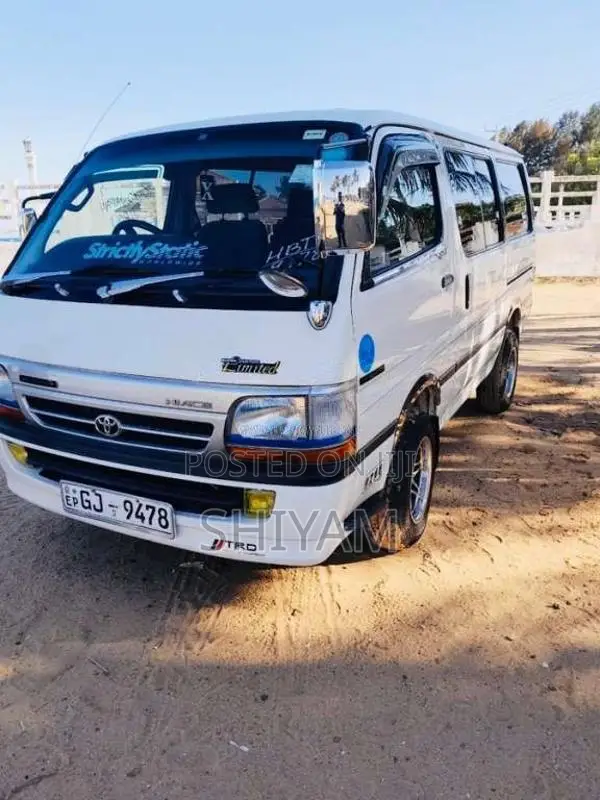 Toyota HIACE 1996 Van (Used)