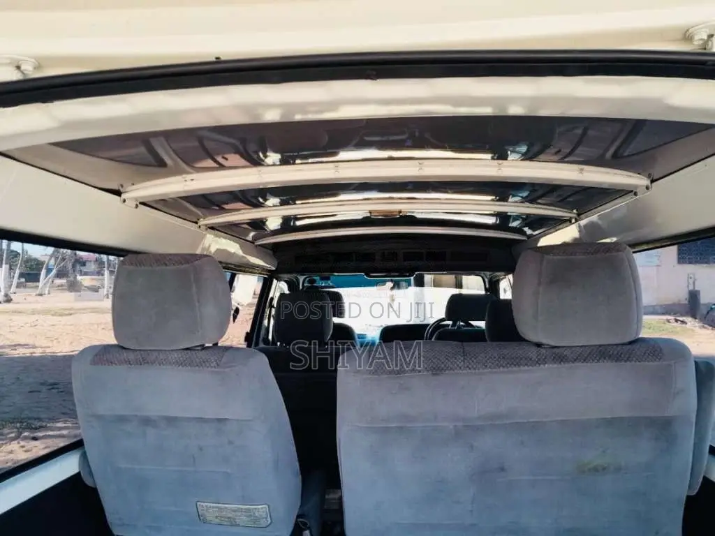Toyota HIACE 1996 Van (Used)