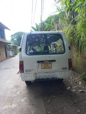 Isuzu ELF 150 1980 Van (Used)