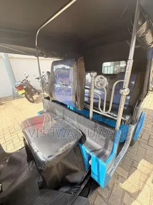 Bajaj 2 Stroke 2005 Three Wheel Brand New