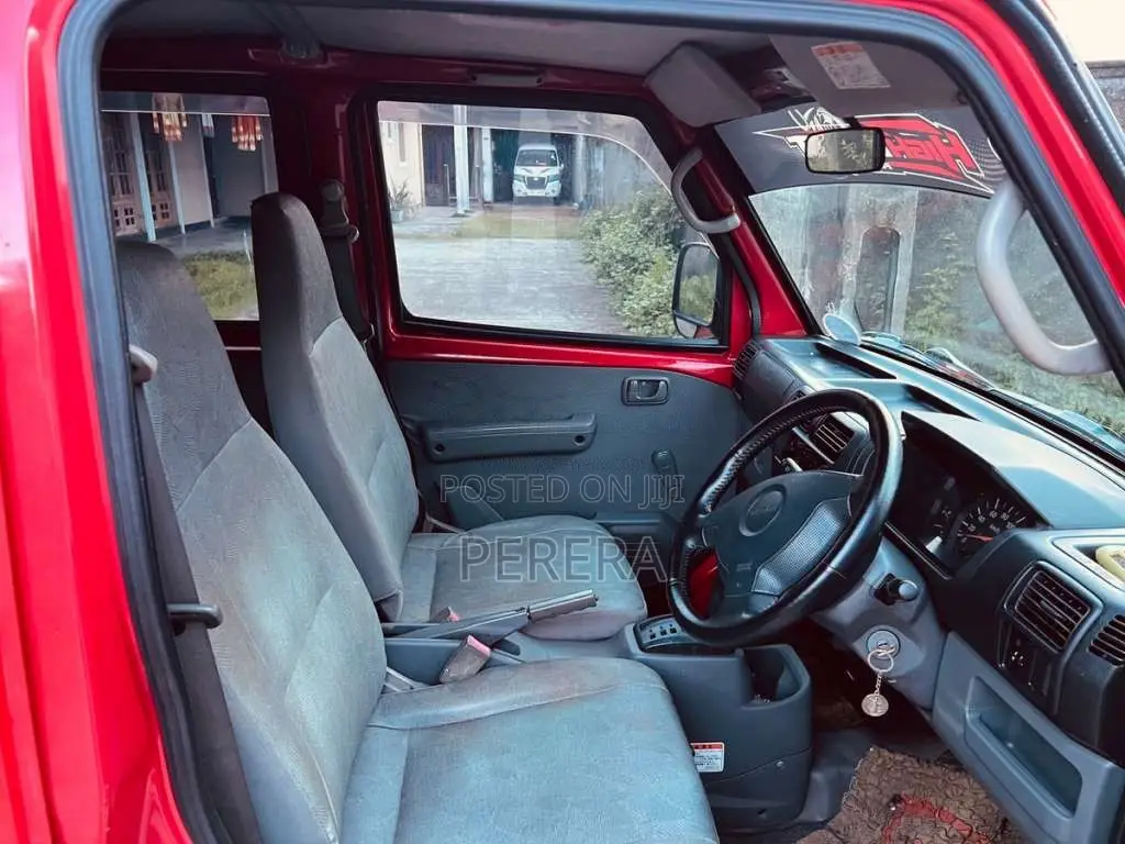 Nissan Clipper 2012 Van (Used)