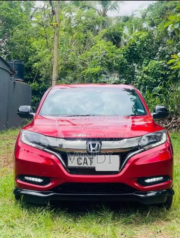 Honda Vezel Rs Sensing 2017 SUV (Used)