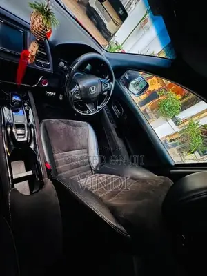 Honda Vezel Rs Sensing 2017 SUV (Used)