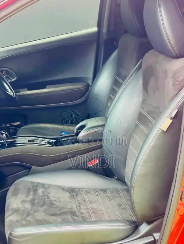 Honda Vezel Rs Sensing 2017 SUV (Used)