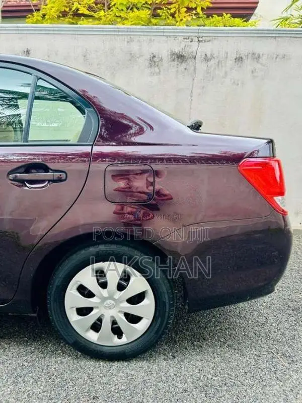 Toyota Axio 2014 Car (Used)