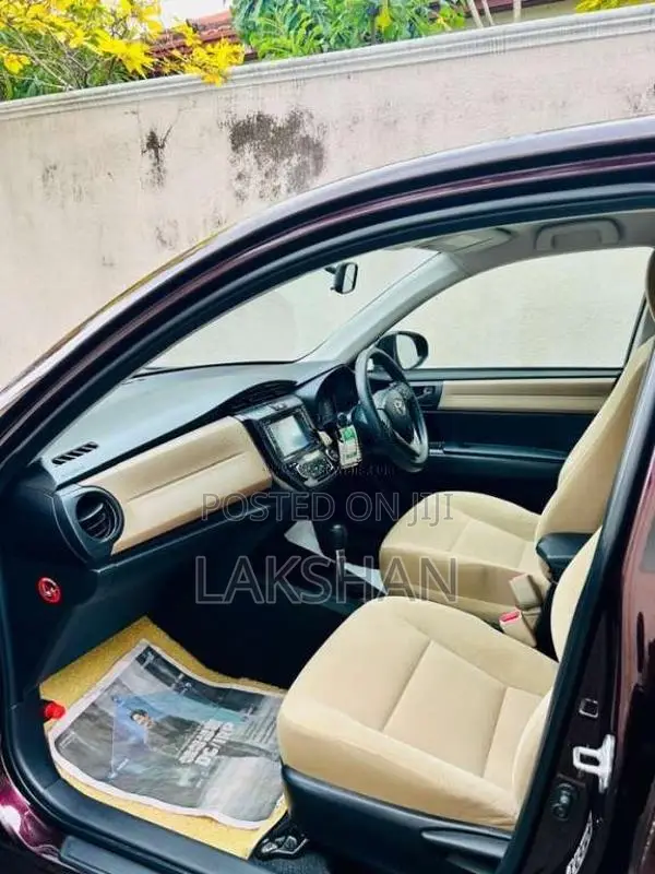 Toyota Axio 2014 Car (Used)