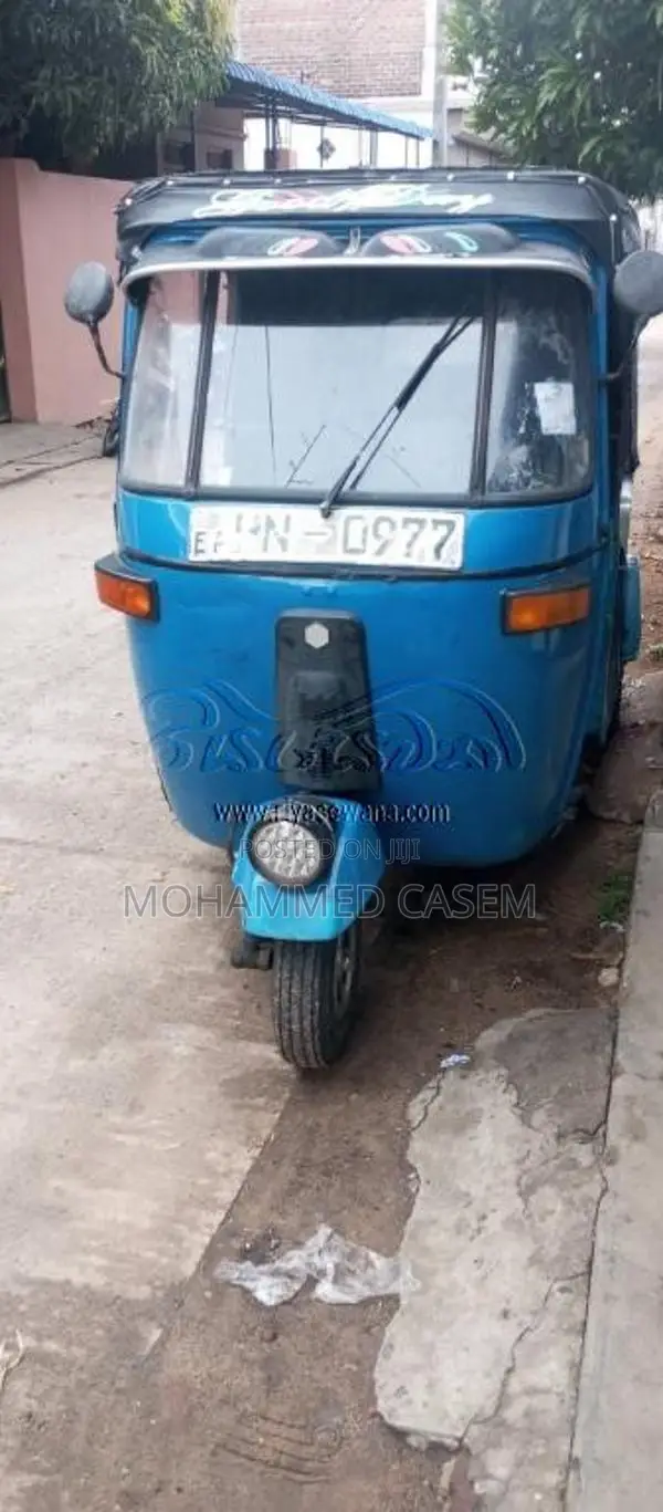 Bajaj RE 2003 Three Wheel (Used)