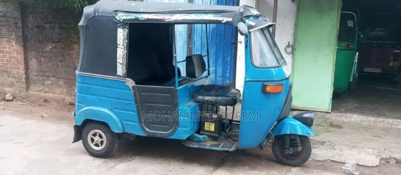 Bajaj RE 2003 Three Wheel (Used)