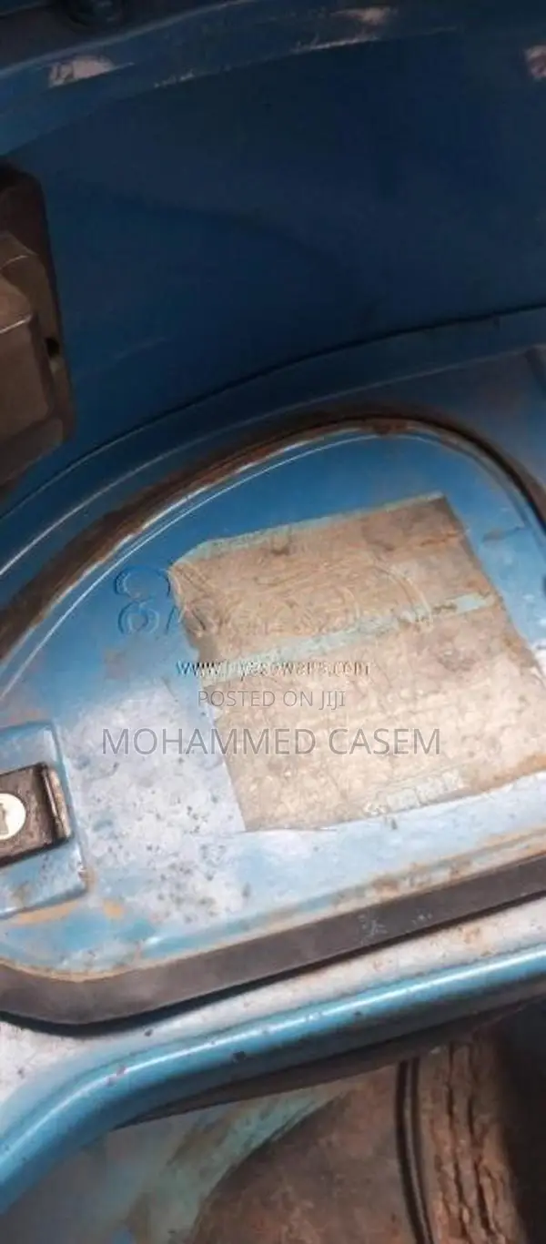 Bajaj RE 2003 Three Wheel (Used)
