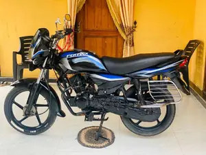Bajaj Platina 2011 Motorbike (Used)