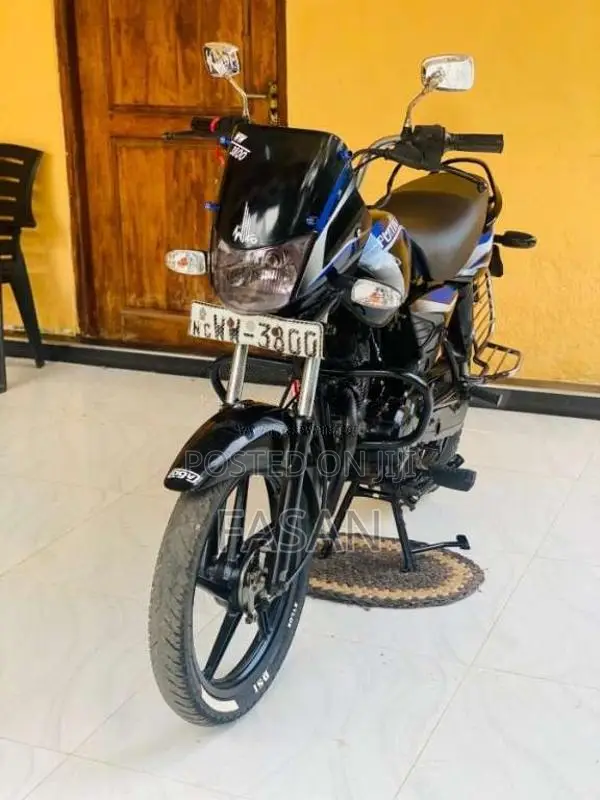 Bajaj Platina 2011 Motorbike (Used)