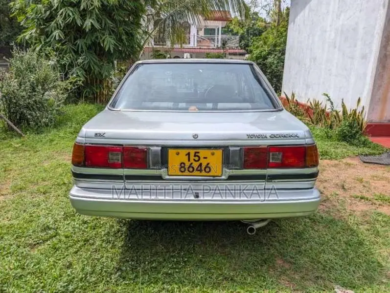 Toyota Corona AT150 1988 Car (Used)